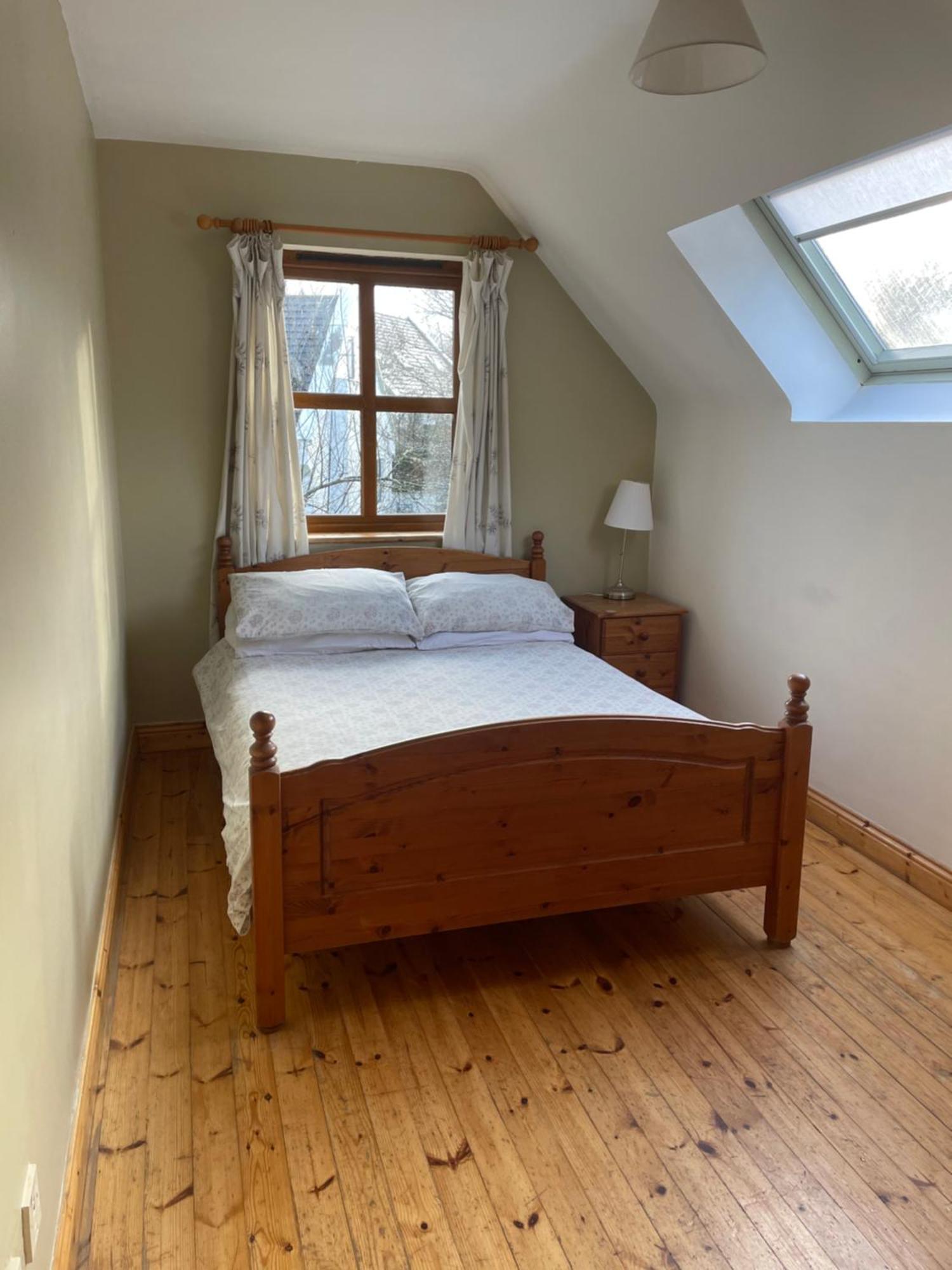 Letterfrack Farmhouse On Equestrian Farm In Letterfrack Beside Connemara National Park Tullywee Bridge Esterno foto